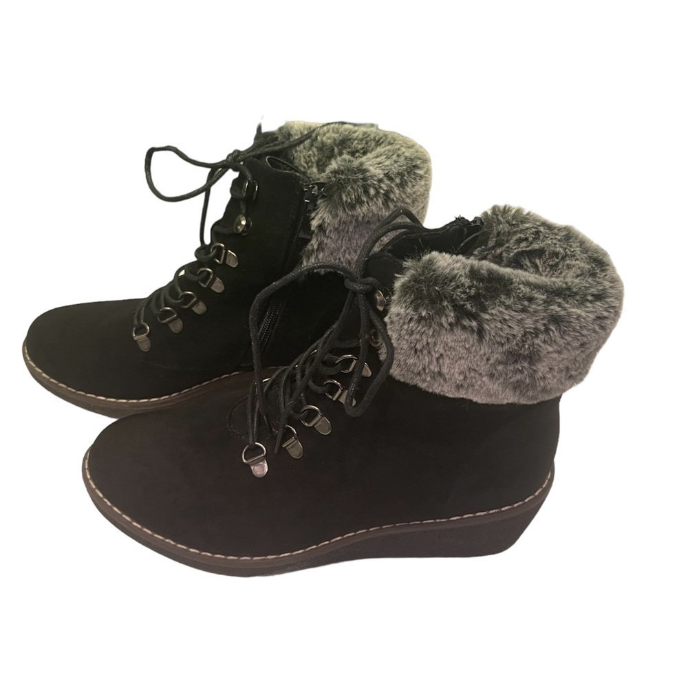 Black combat wedge boots with gray fur trim size 9